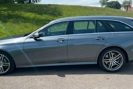 Mercedes-Benz E 400 87.000 km 30.800 &euro; Vogt 88267