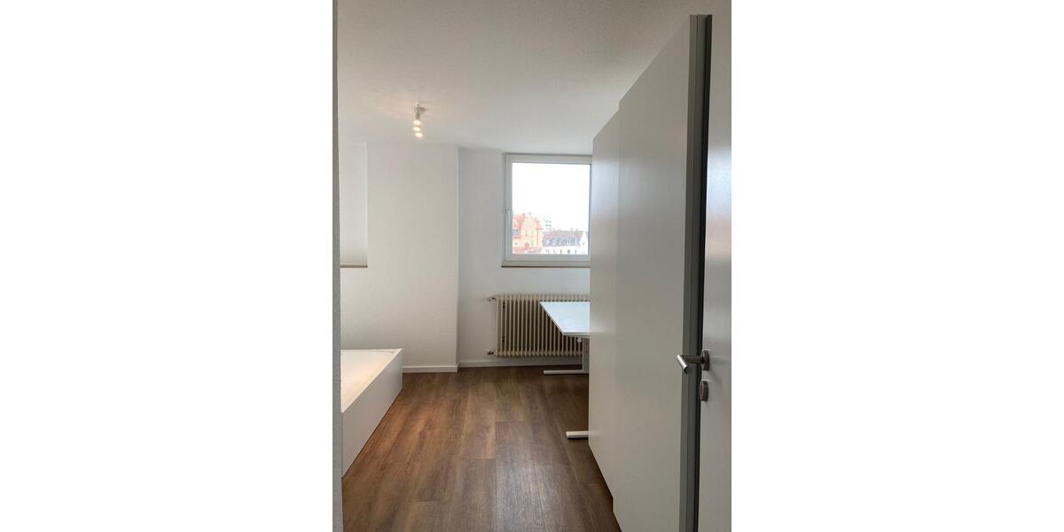 Etagenwohnung Konstanz - 4 Zimmer, 24 m&sup2;, 480&euro; | Angebot:25887859