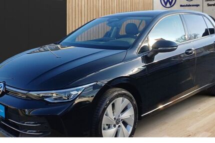 VW Golf 1.390 km 32.490 &euro; Friedrichshafen 88046