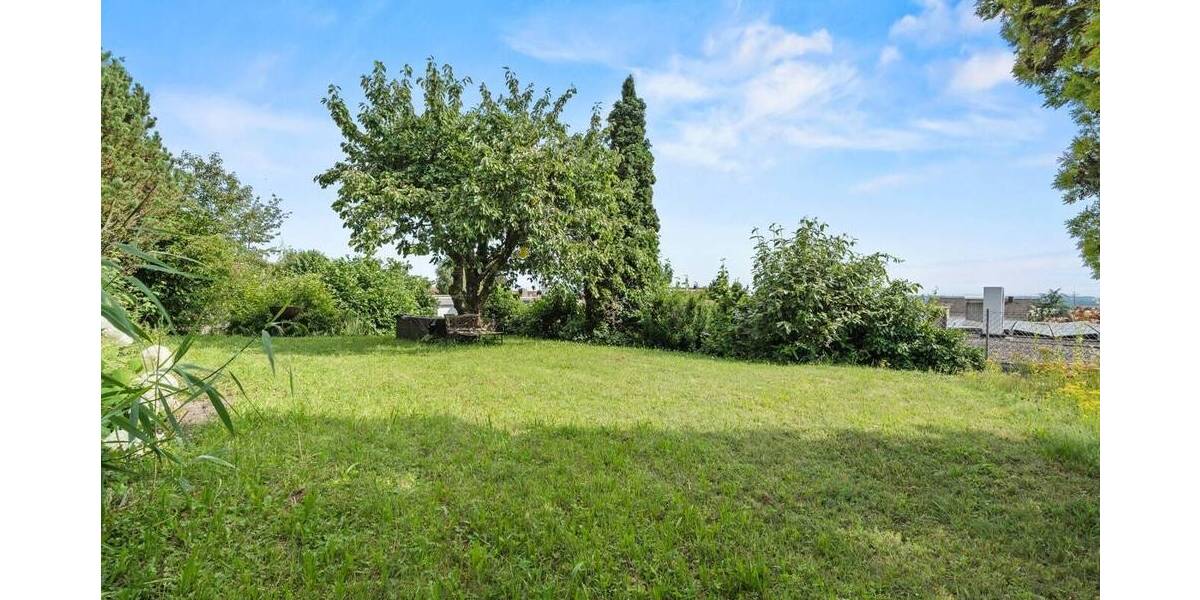 Einfamilienhaus Markdorf - 7 Zimmer, 230 m&sup2;, 855.000&euro; | Angebot:25679735