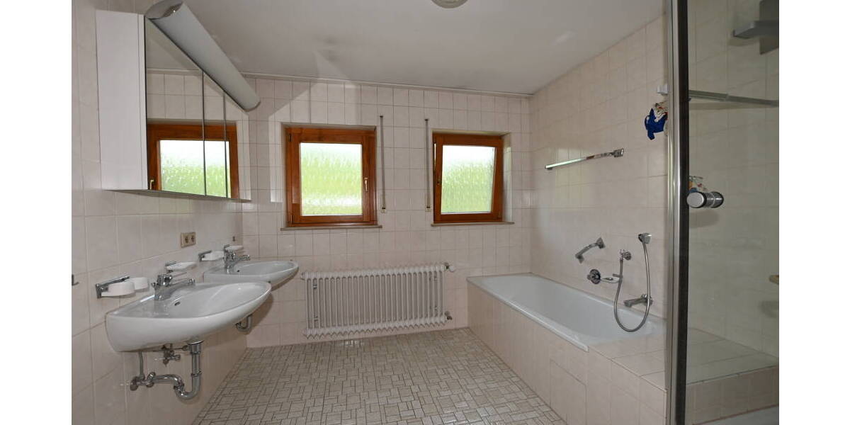 Doppelhaushälfte Ravensburg Obereschach - 7 Zimmer, 157 m&sup2;, 579.000&euro; | Angebot:25968548