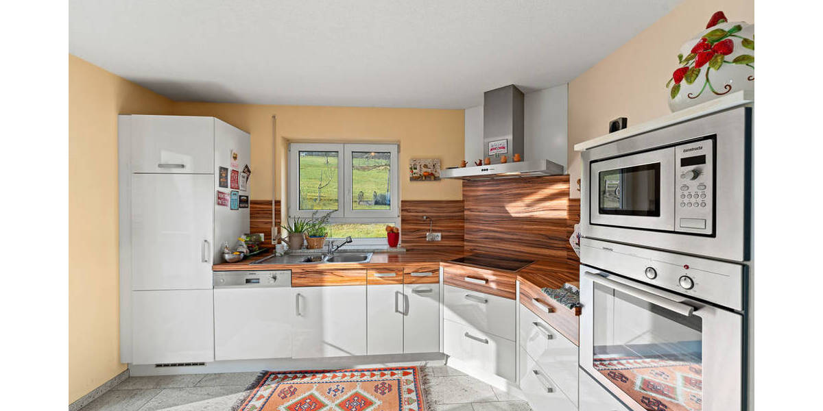 Einfamilienhaus Berg Vorberg - 7 Zimmer, 237 m&sup2;, 1.090.000&euro; | Angebot:25663671