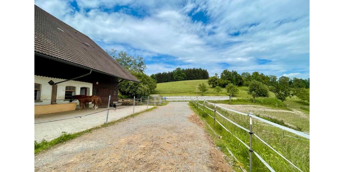 Bauernhaus, Landhaus Amtzell - 10 Zimmer, 400 m&sup2;, 2.190.000&euro; | Angebot:25646465