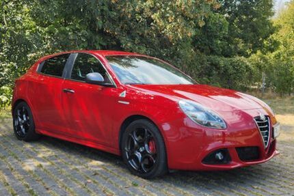 Alfa Romeo Giulietta 127.300 km 13.300 &euro; Friedrichshafen 88048