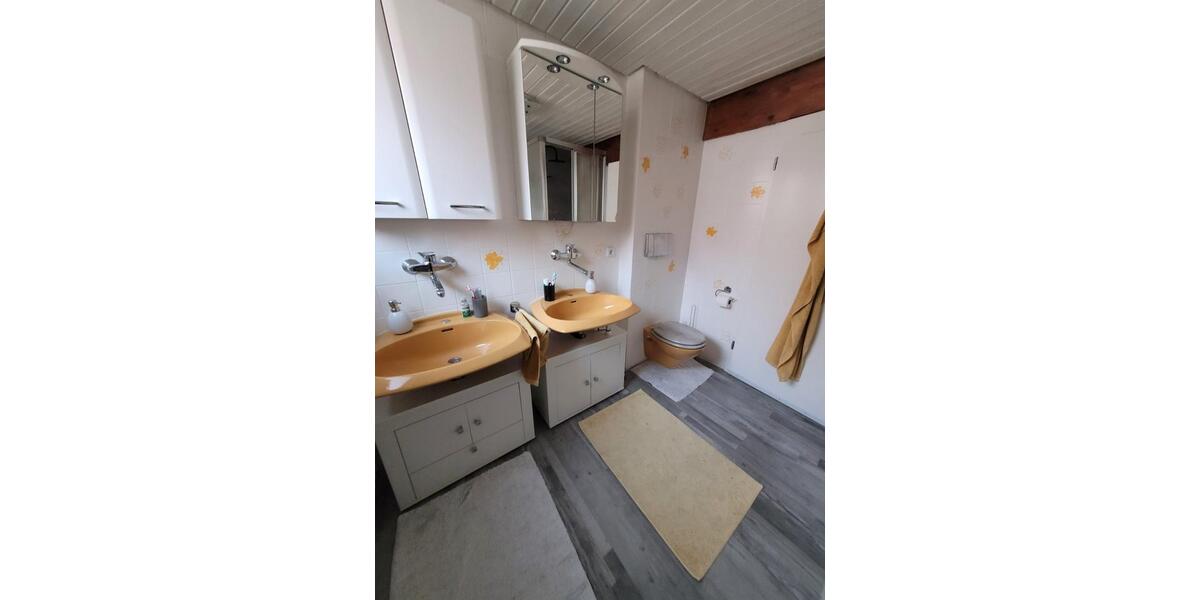 Maisonettenwohnung Weingarten - 7 Zimmer, 173 m&sup2;, 525.000&euro; | Angebot:24837143