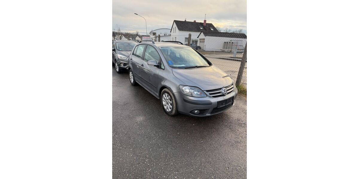 VW Golf 181.000 km 2.400 &euro; Baienfurt 88255