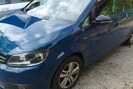 VW Touran 200.000 km 5.399 &euro; Weingarten 88250