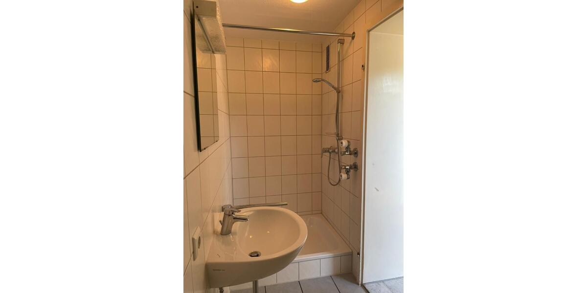 Dachgeschoßwohnung Neukirch - 1 Zimmer, 29 m&sup2;, 390&euro; | Angebot:26611904