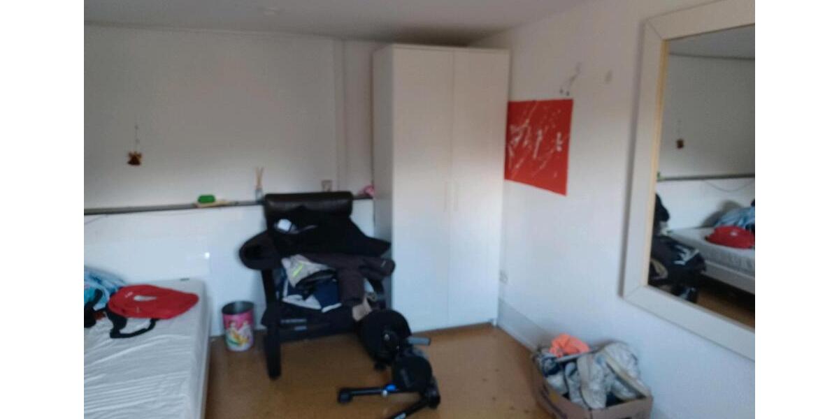 Bauernhaus, Landhaus Wilhelmsdorf - 7 Zimmer, 130 m&sup2;, 2.100&euro; | Angebot:25845678