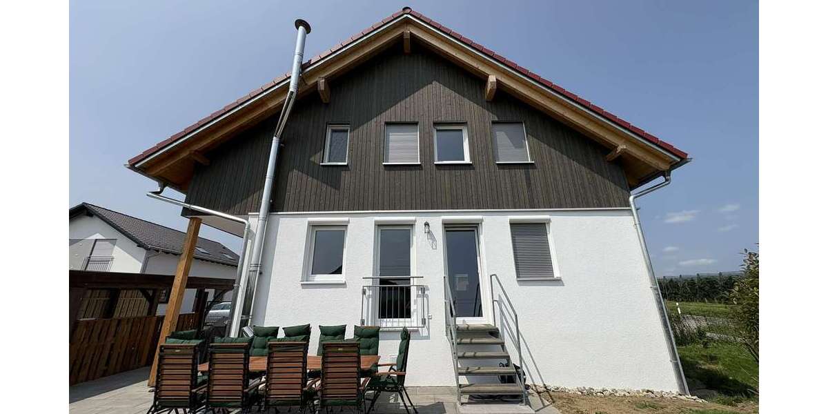 Einfamilienhaus Markdorf - 6 Zimmer, 165 m&sup2;, 3.250&euro; | Angebot:24437909