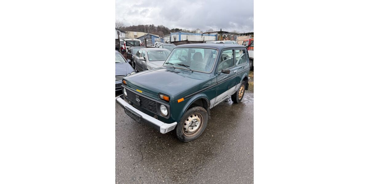 Lada Niva 65.000 km 2.750 &euro; Baienfurt 88255
