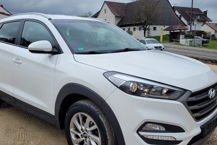 Hyundai TUCSON 174.000 km 11.900 &euro; Kressbronn 88079