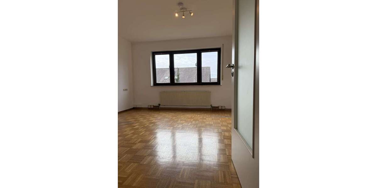 Etagenwohnung Friedrichshafen Hofen - 3 Zimmer, 80 m&sup2;, 325.000&euro; | Angebot:27731138