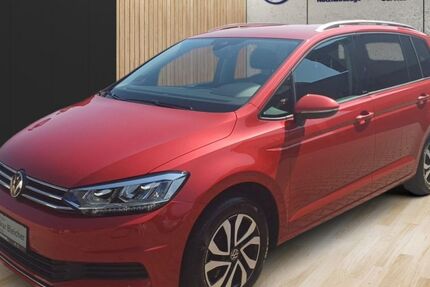 VW Touran 83.650 km 25.490 &euro; Friedrichshafen 88046