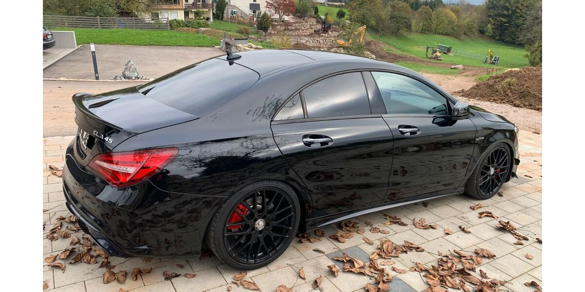 Mercedes-Benz CLA 45 AMG 123.500 km 30.900 &euro; Konstanz 78467
