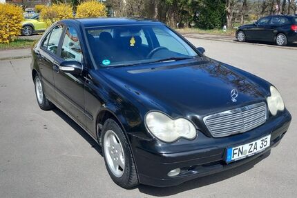 Mercedes-Benz C 180 213.000 km 2.500 &euro; Friedrichshafen 88048