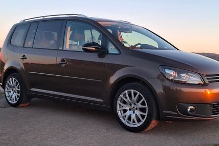 VW Touran 242.000 km 6.300 &euro; Hergatz 88145