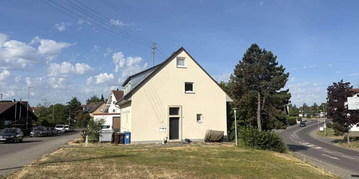 Einfamilienhaus Uhldingen-Mühlhofen Mühlhofen - 7 Zimmer, 150 m&sup2;, 790.000&euro; | Angebot:27019153