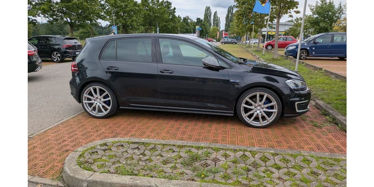 VW Golf 149.900 km 11.975 &euro; Friedrichshafen 88048
