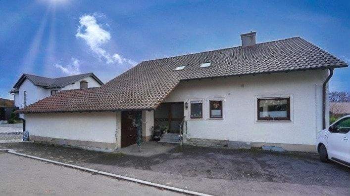 Mehrfamilienhaus, Wohnhaus Frickingen Leustetten - 8 Zimmer, 201 m&sup2;, 698.000&euro; | Angebot:25743463