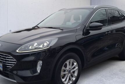 Ford Kuga 33.442 km 25.190 &euro; Konstanz 78467