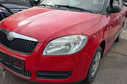 Skoda Fabia 190.485 km 799 &euro; weingarten 88250