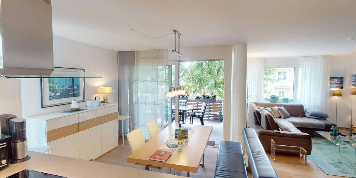 Etagenwohnung Friedrichshafen Zeppelindorf - 3 Zimmer, 101 m&sup2;, 1.690&euro; | Angebot:26891616