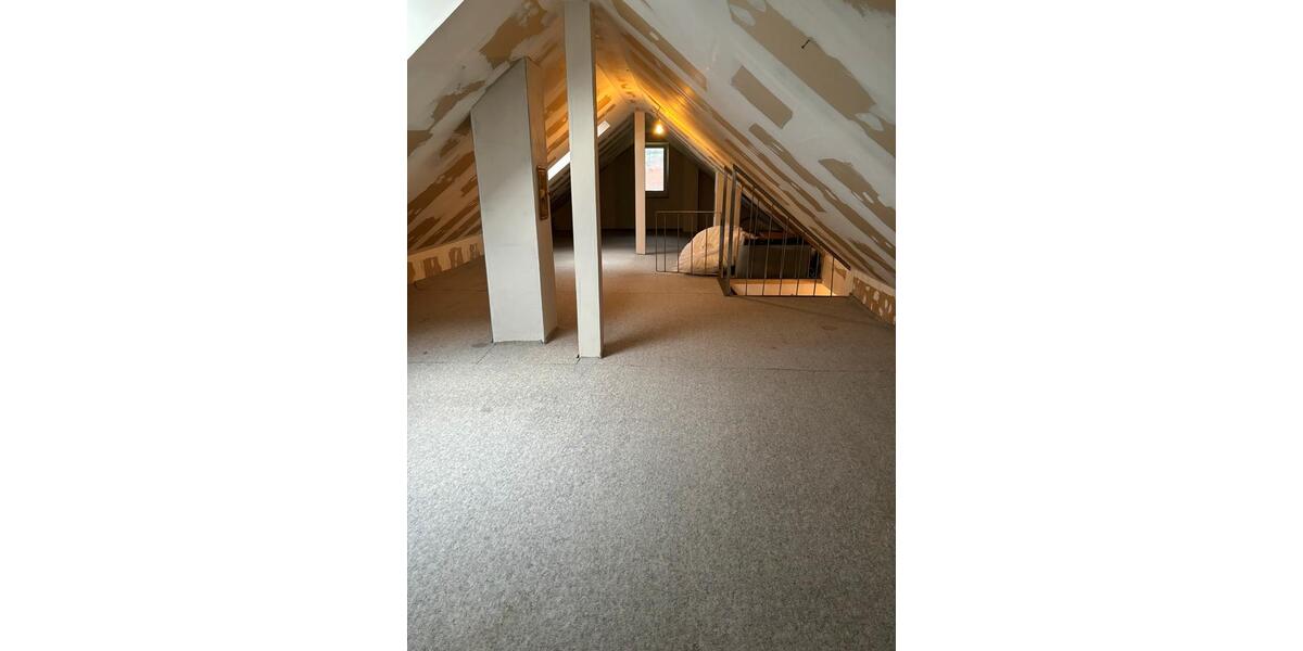 Etagenwohnung Baienfurt - 4 Zimmer, 117 m&sup2;, 1.900&euro; | Angebot:25407155