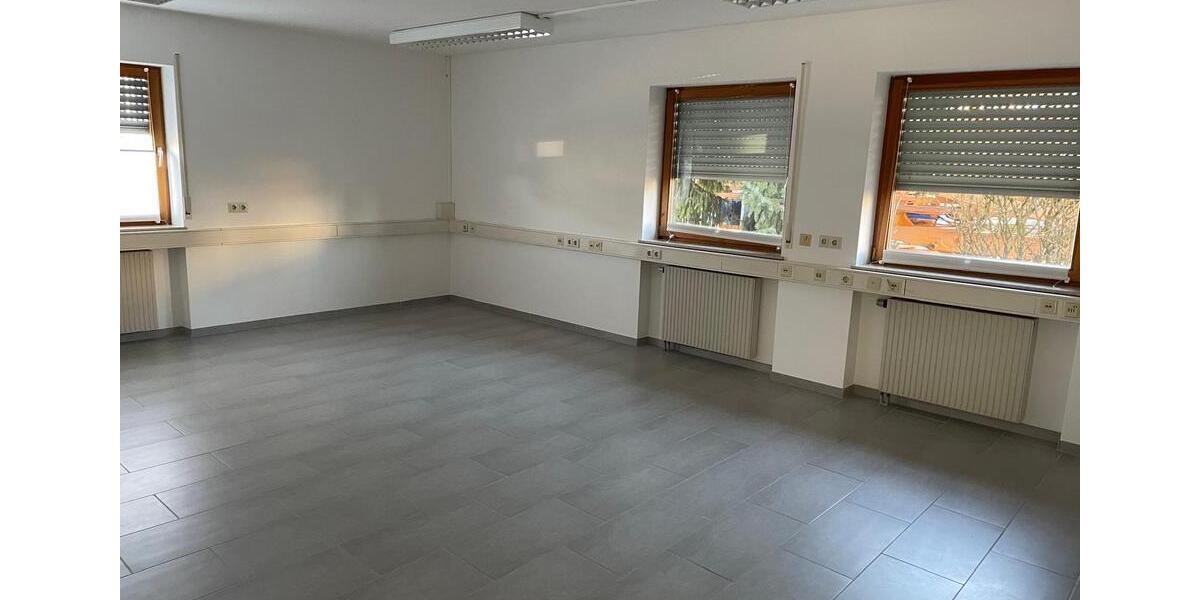 Gewerbeobjekt Meckenbeuren - 900&euro; | Angebot:26661412