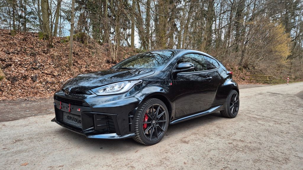 Toyota Yaris 6.830 km 46.500 &euro; Ravensburg 88212