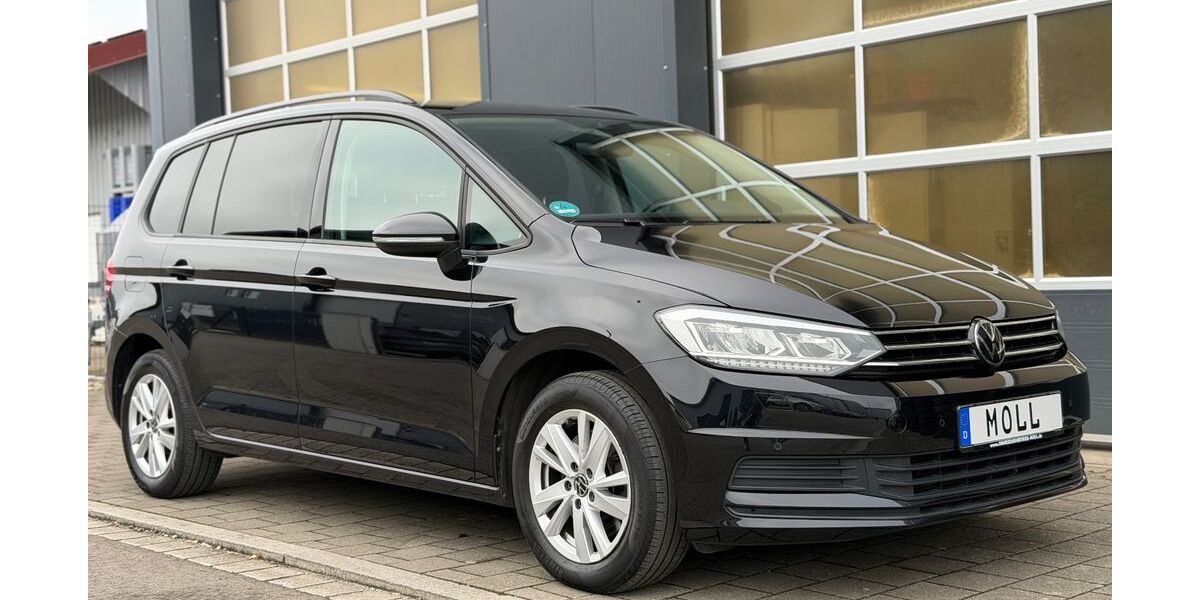 VW Touran 70.000 km 29.900 &euro; Friedrichshafen 88045