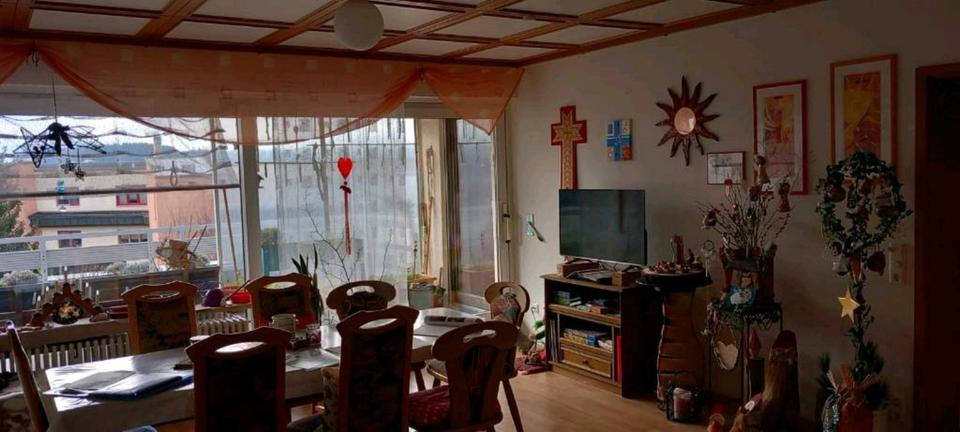 Dachgeschoßwohnung Wangen im Allgäu - 3 Zimmer, 85 m&sup2;, 278.000&euro; | Angebot:25753543