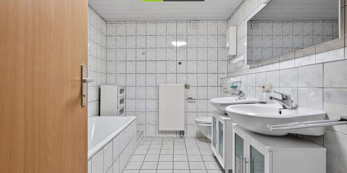 Mehrfamilienhaus, Wohnhaus Ebenweiler - 9 Zimmer, 218 m&sup2;, 429.000&euro; | Angebot:25776460