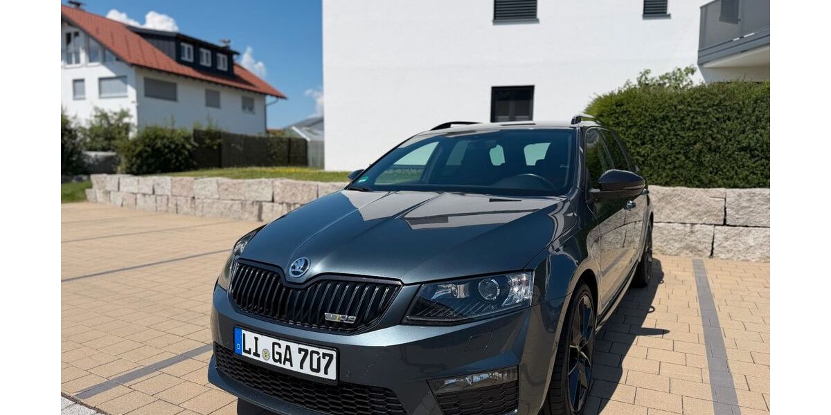 Skoda Octavia 129.000 km 16.800 &euro; Hergatz 88145