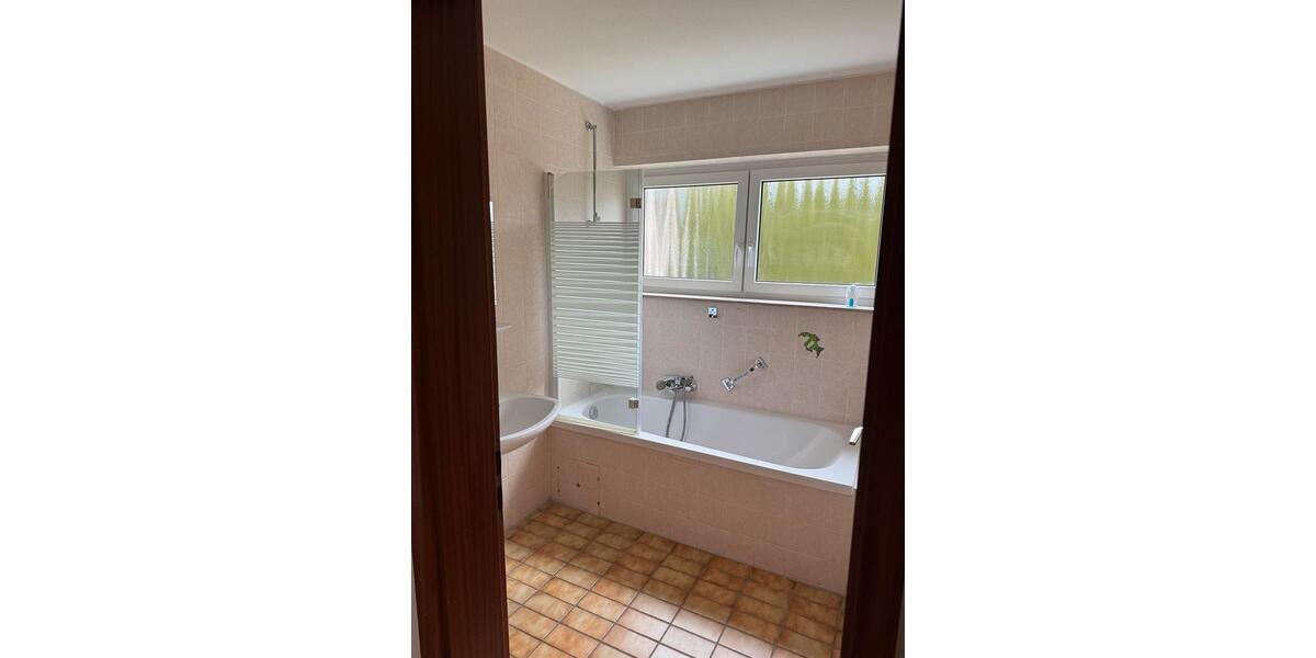 Erdgeschoßwohnung Salem - 3.5 Zimmer, 75 m&sup2;, 975&euro; | Angebot:25639882