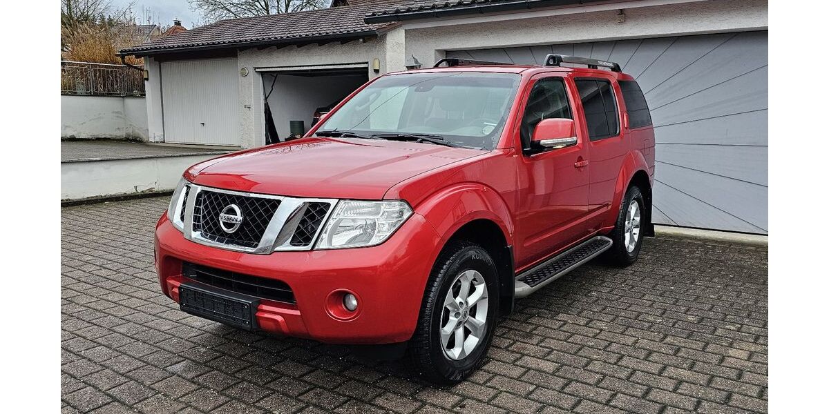 Nissan Pathfinder 209.000 km 9.950 &euro; Ravensburg 88214