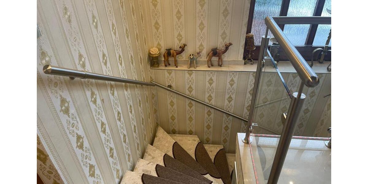 Einfamilienhaus Weingarten - 9 Zimmer, 170 m&sup2;, 810.000&euro; | Angebot:25219741