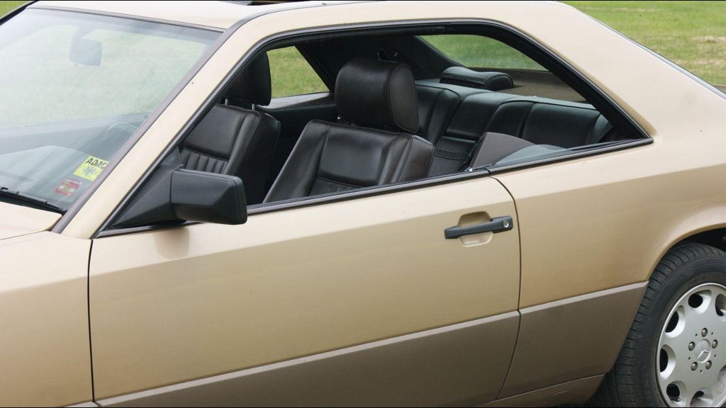 Mercedes-Benz CE 230 64.000 km 19.000 &euro; Tettnang 88069