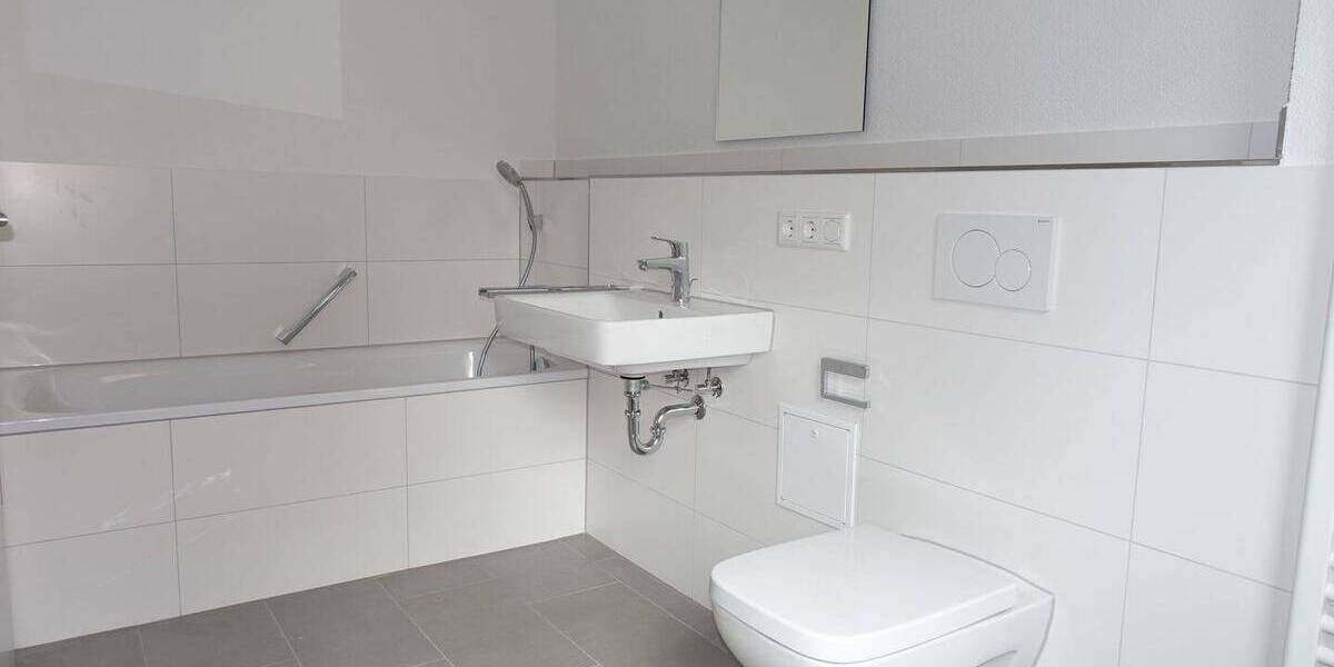 Etagenwohnung Ravensburg Innenstadt - 4 Zimmer, 94 m&sup2;, 1.700&euro; | Angebot:26472850