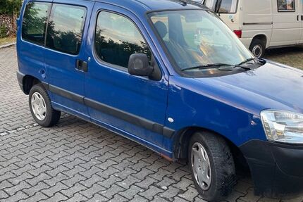 Peugeot Partner 270.941 km 600 &euro; Friedrichshafen 88045