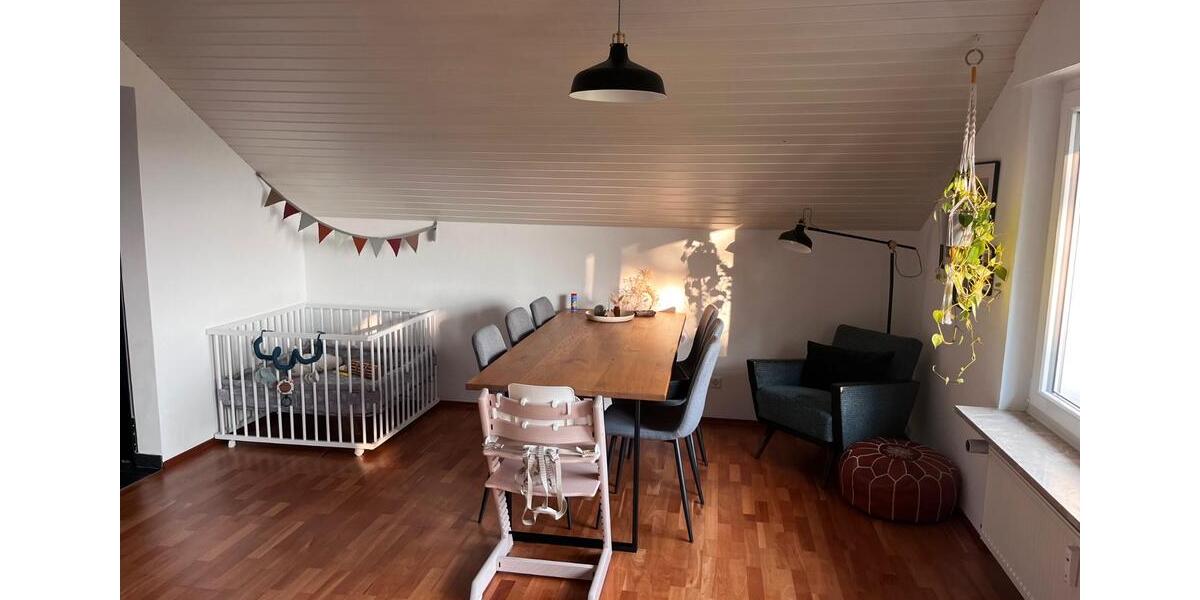 Dachgeschoßwohnung Langenargen - 3.5 Zimmer, 80 m&sup2;, 1.200&euro; | Angebot:26624328