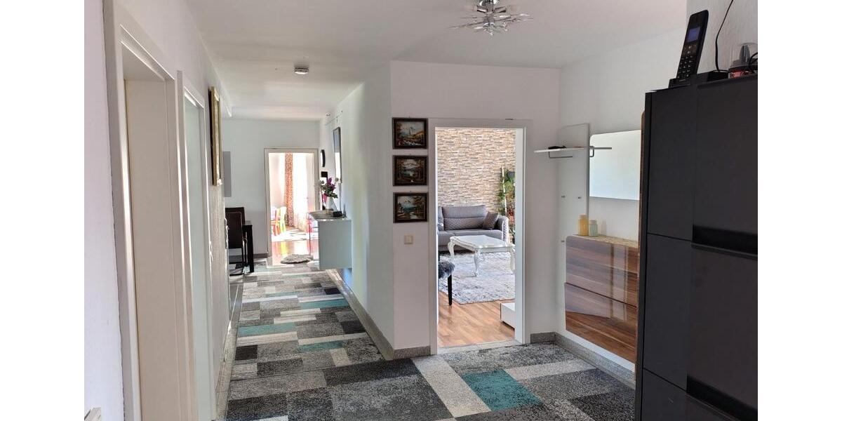 Etagenwohnung Friedrichshafen - 5 Zimmer, 127 m&sup2;, 540.000&euro; | Angebot:27551697