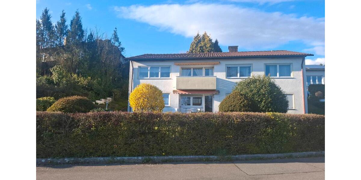 Erdgeschoßwohnung Wangen im Allgäu - 4.5 Zimmer, 100 m&sup2;, 1.030&euro; | Angebot:26024512