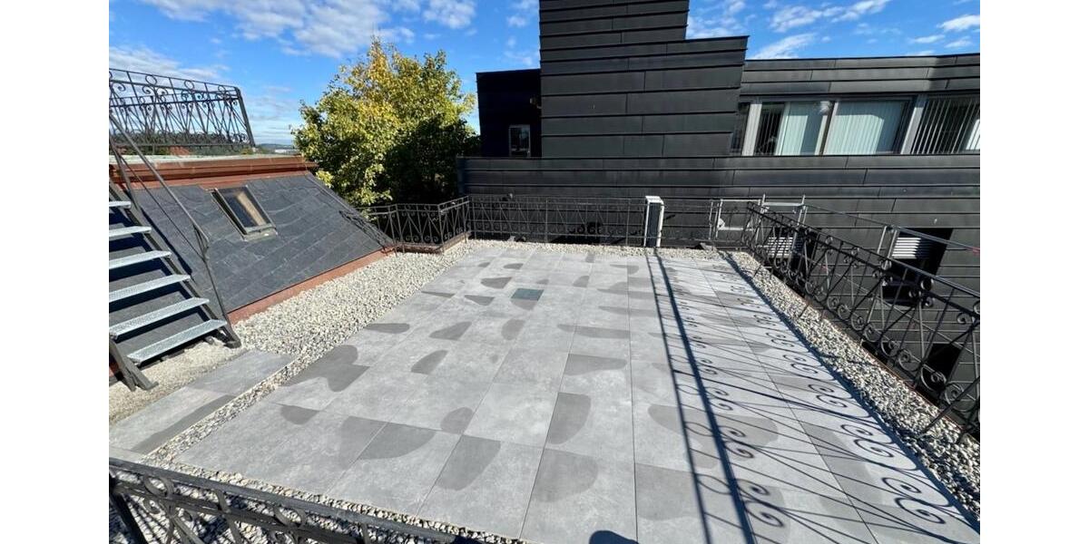 Dachgeschoßwohnung Ravensburg - 5 Zimmer, 153 m&sup2;, 2.475&euro; | Angebot:25851468