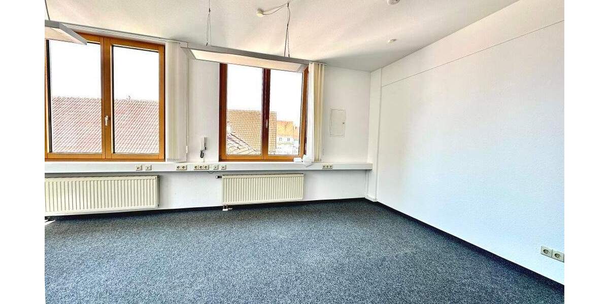 Gewerbeobjekt Tettnang - 6 Zimmer, 150 m&sup2;, 1.000&euro; | Angebot:25797400