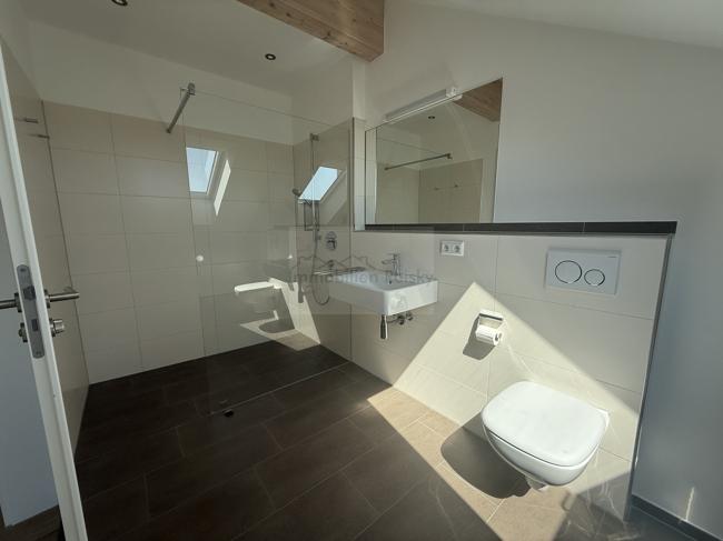 Dachgeschoßwohnung Heiligenberg - 3 Zimmer, 112 m&sup2;, 1.230&euro; | Angebot:26727638