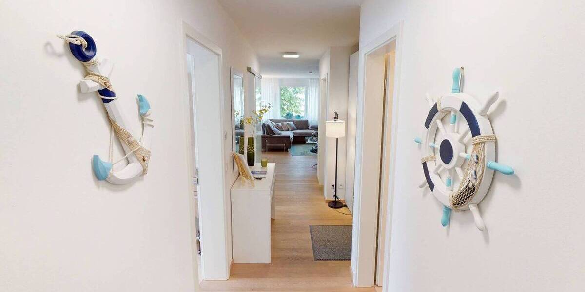 Etagenwohnung Friedrichshafen Zeppelindorf - 3 Zimmer, 101 m&sup2;, 1.690&euro; | Angebot:26891616