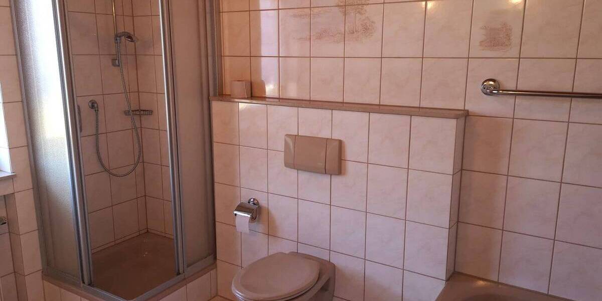 Doppelhaushälfte Langenargen - 7 Zimmer, 175 m&sup2;, 739.000&euro; | Angebot:26261267