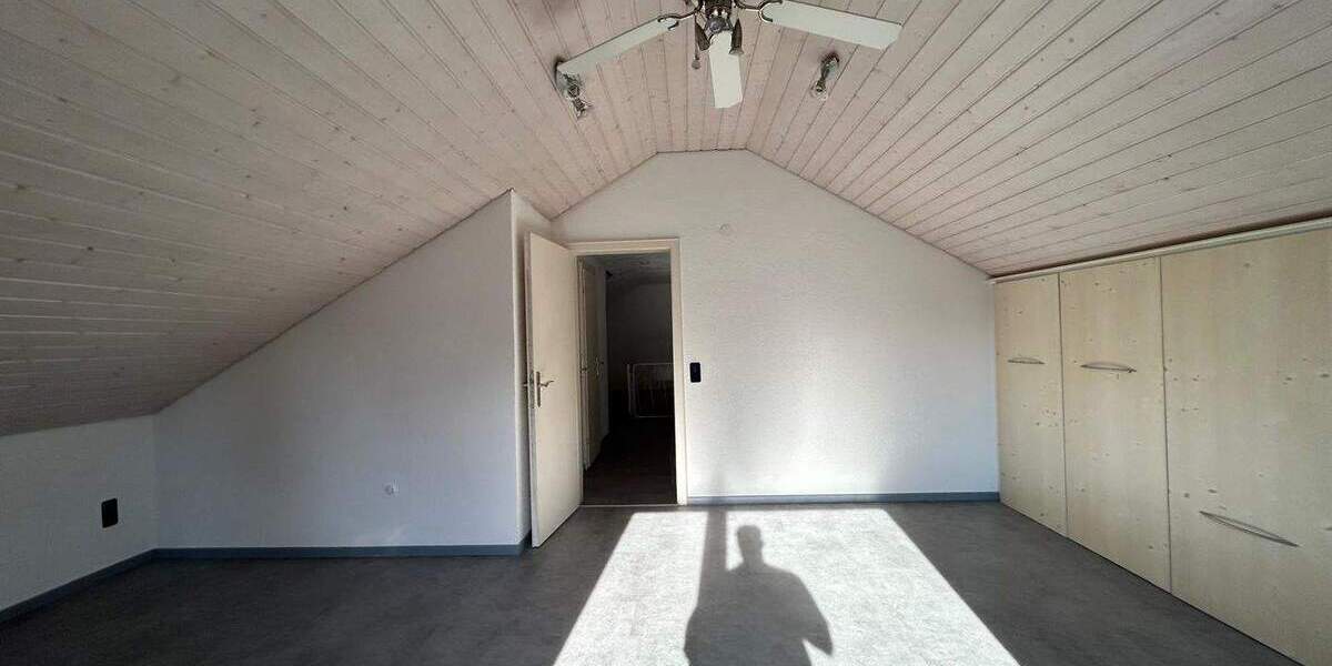 Doppelhaushälfte Konstanz Litzelstetten - 9 Zimmer, 215 m&sup2;, 885.000&euro; | Angebot:25695984