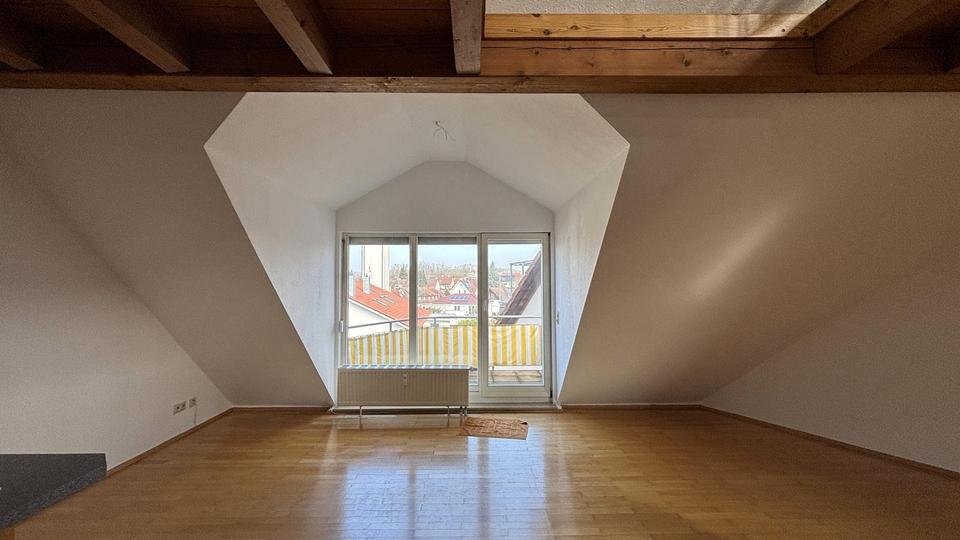 Dachgeschoßwohnung Uhldingen-Mühlhofen Mühlhofen - 2 Zimmer, 84 m&sup2;, 1.200&euro; | Angebot:25085107